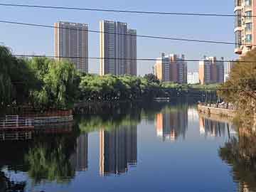 红河旅游必去十大景点推荐？